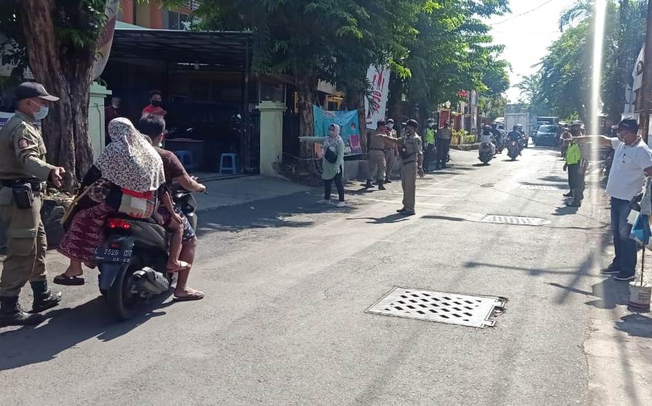 Polsek Asemrowo Gencar Operasi Penertiban Masker, Hentikan Penyebaran Covid-19