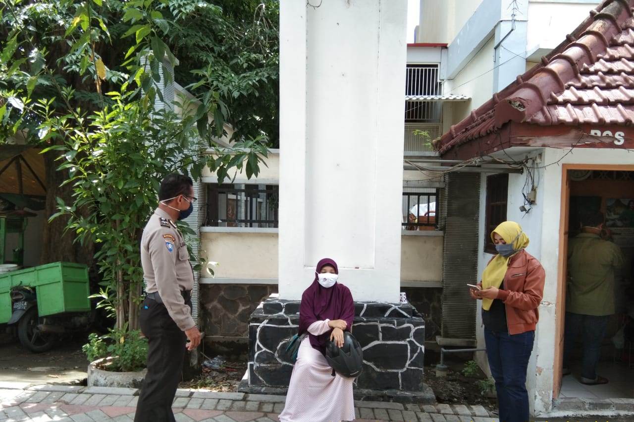 Sambang Warga, Babinkamtibmas Takal Kedinding Sosialisasi Pencegahan Penyebaran Virus Corona