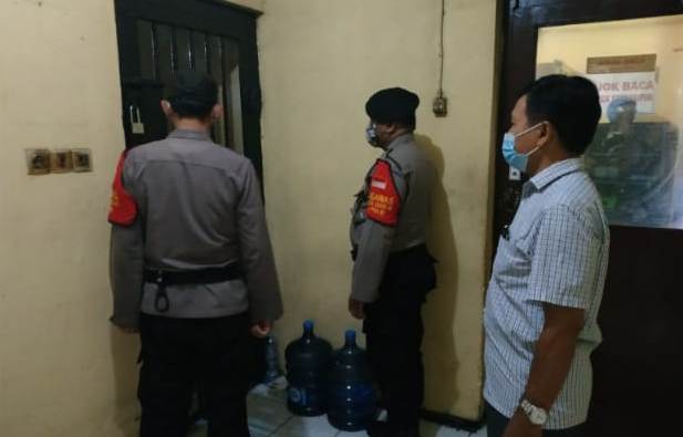 Polsek Semampir Lakukan Pengecekan Rutin Tahanan, Antisipasi Narkoba & Senjata Tajam