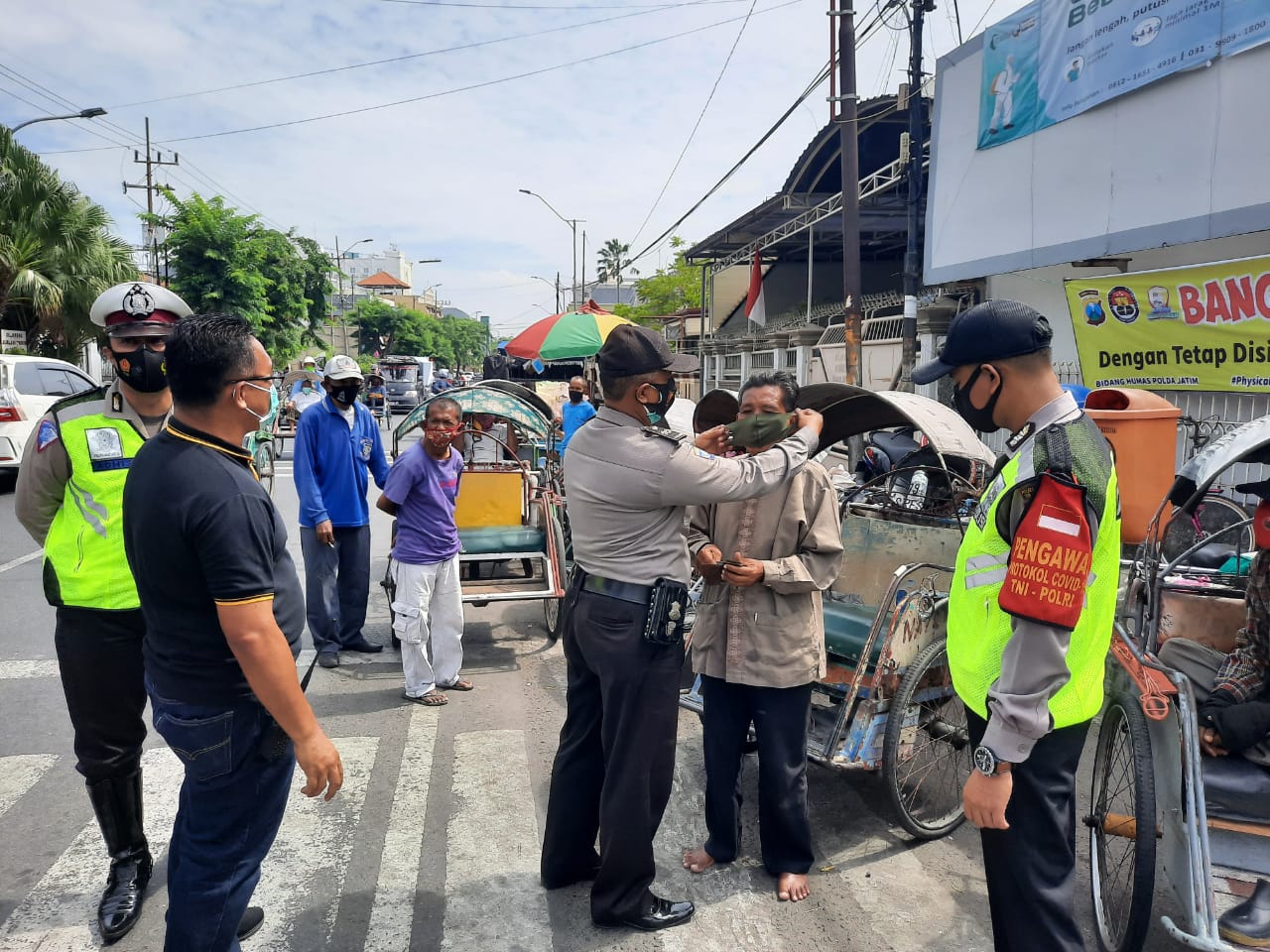 Polsek Pabean Cantikan Laksanakan Operasi Yustisi Protokol Kesehatan Secara Mobile Bareng Satpol PP & Koramil