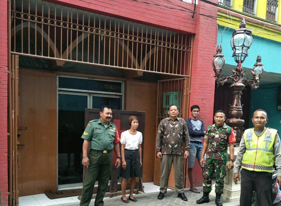 Babinkamtibmas Nyamplungan Bareng Koramil, Lakukan Pengamanan Gereja