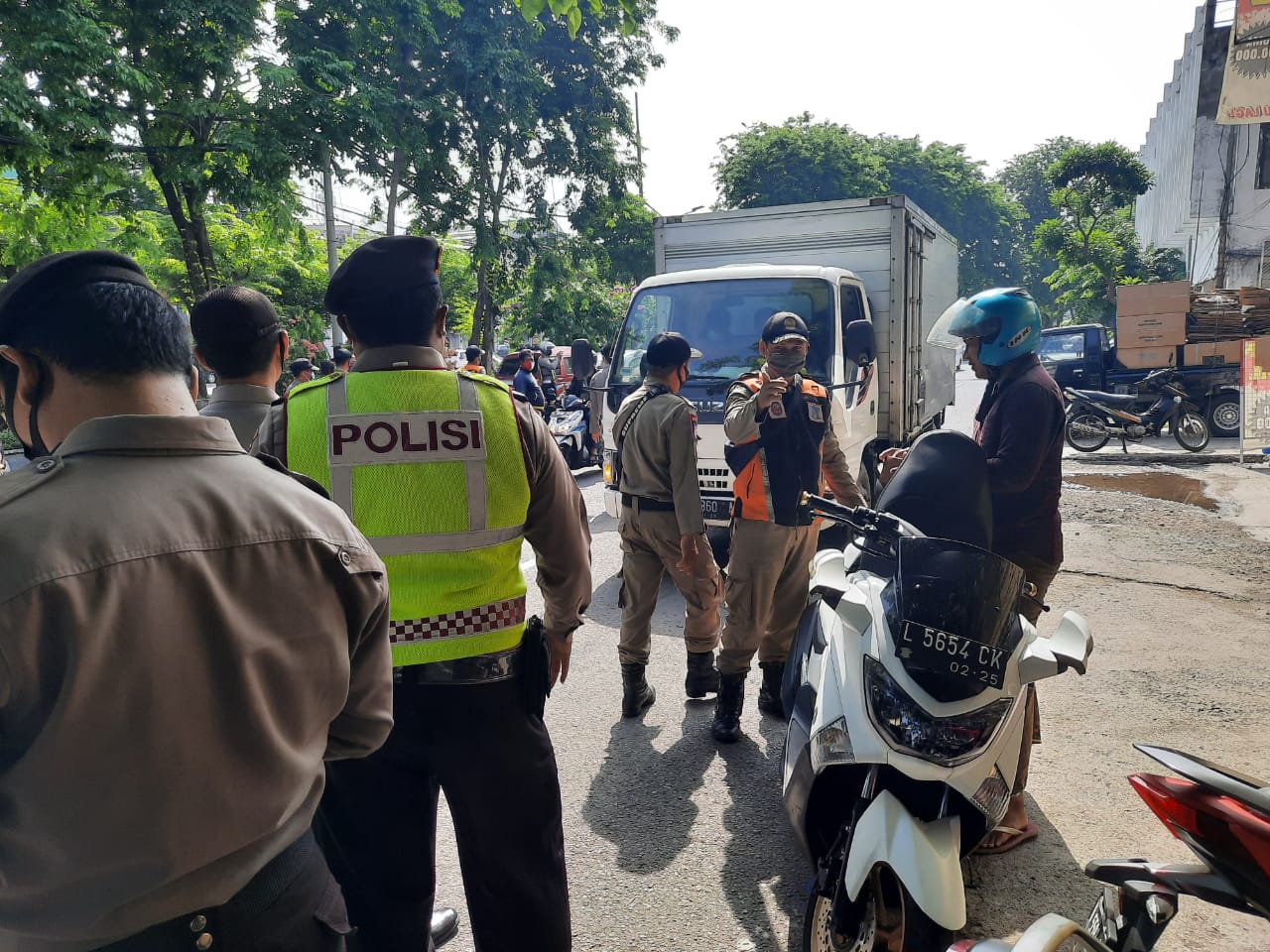 Polres Tanjung Perak Gencar Lakukan Operasi Penertiban Masker, Tekan Penyebaran Covid-19