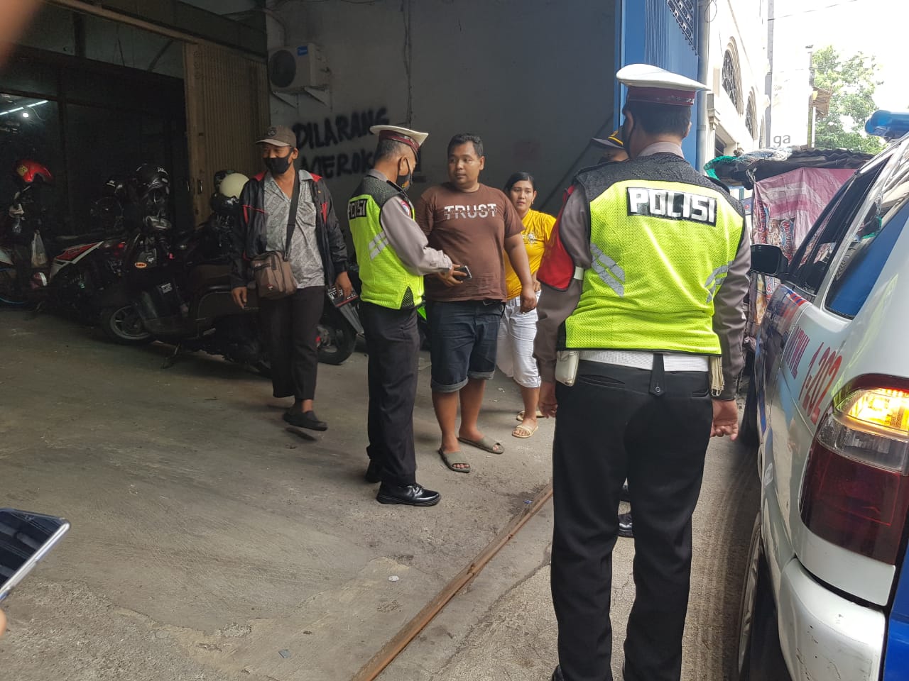 Polsek Pabean Cantikan Bersama Instansi Samping Lakukan Operasi Penertiban Masker Setiap Hari, Tekan Penyebaran Covid-19