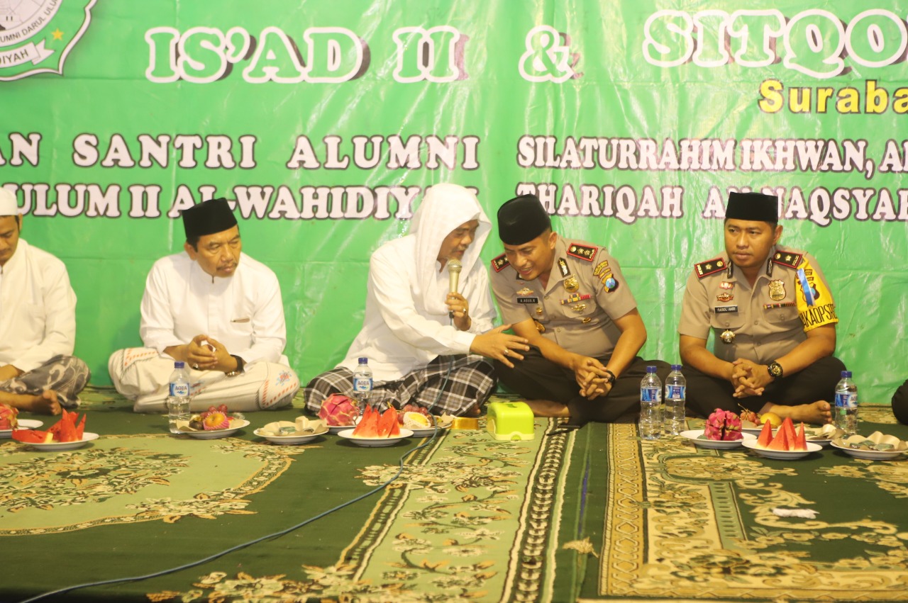 Kapolres Tanjung Perak Titip Pesan Jaga Kerukunan di Acara Istiqosah Akbar