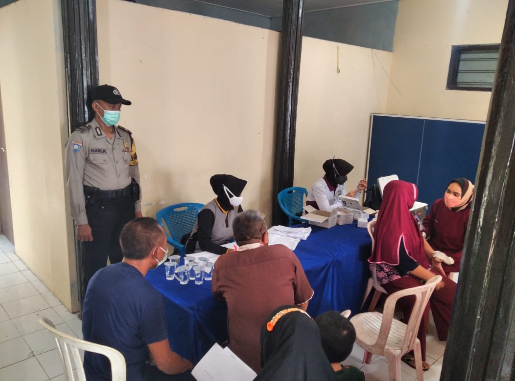 Urkes Polres Tanjung Perak Gelar Home Care Vaksin di Dua Lokasi Kecamatan Semampir