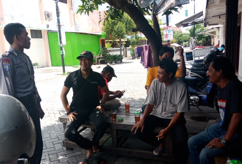 Babinkamtibmas Dupak Sampaikan Ajakan Dukung Pemilu Damai