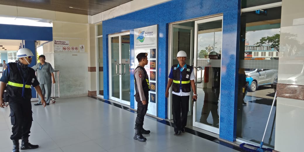 Satsabhara Polres Tanjung Perak Himbau Calon Penumpang Kapal Waspada Penipuan