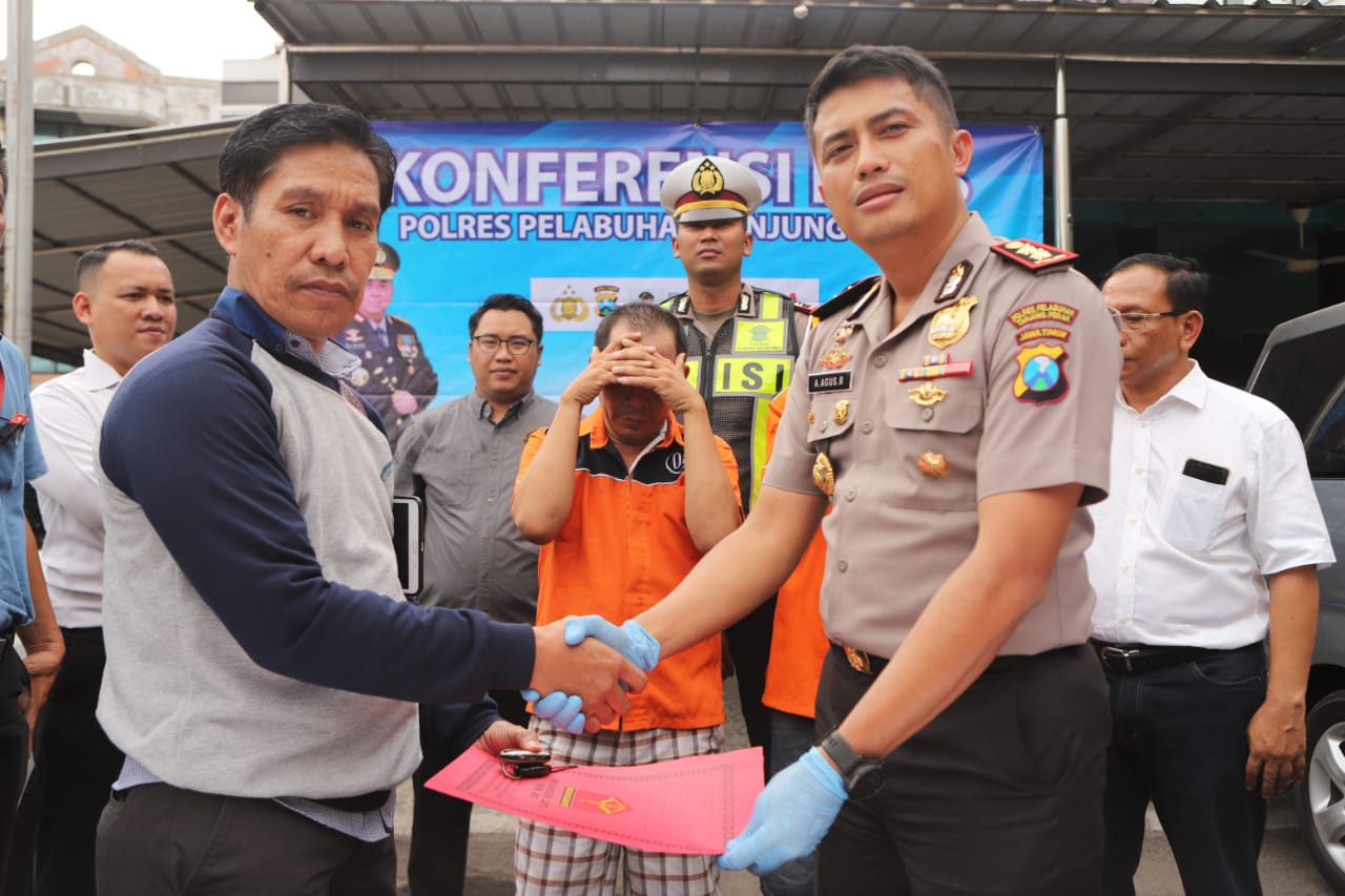 Pemalsuan Plat Nomor Mobil Berujung Penangkapan Pengedar Narkoba