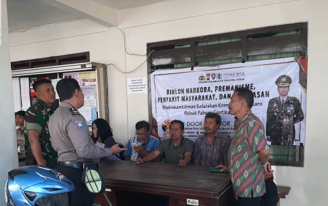Babinkamtibmas Krembangan Utara Sampaikan Penyuluhan Bahaya Narkoba di Kantor Kelurahan
