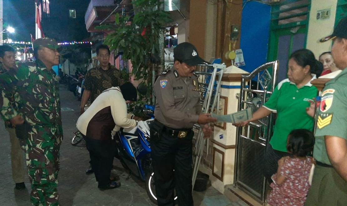 Babinkamtibmas Krembangan Utara Kawal Kegiatan Pendataan Penduduk Non Permanen