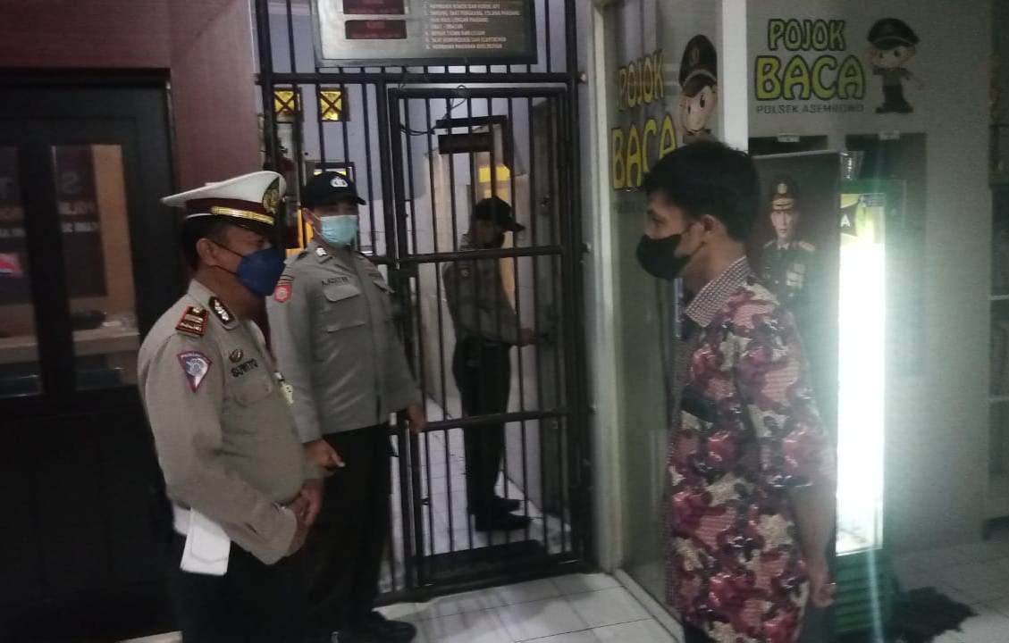 Lakukan Pengecekan Ruang Tahanan, Polsek Asemrowo Antisipasi Kemungkinan Tahanan Sakit