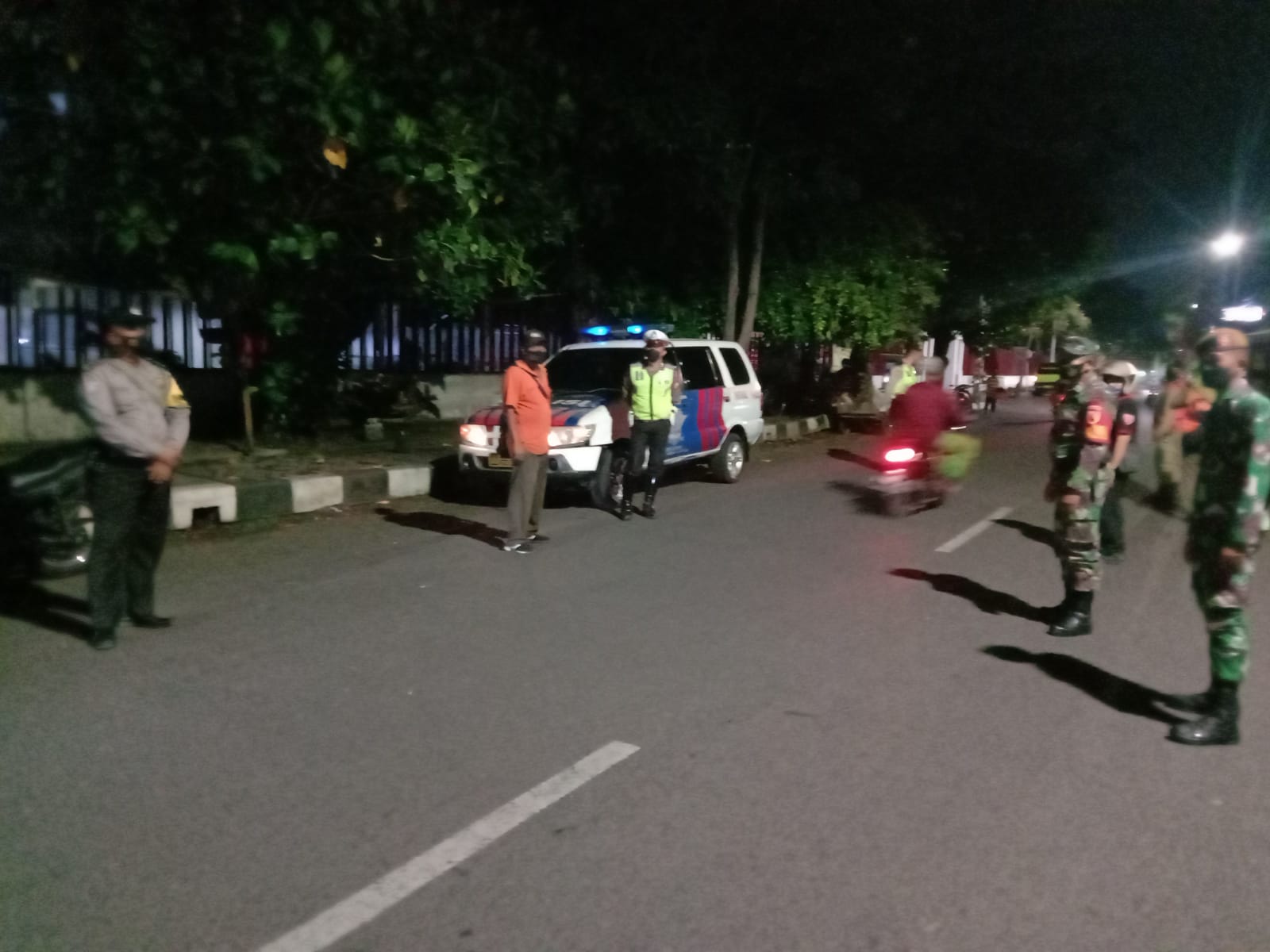 Polsek Pabean Cantikan Gelar Operasi Penertiban Masker Untuk Tekan Penyebaran Covid-19