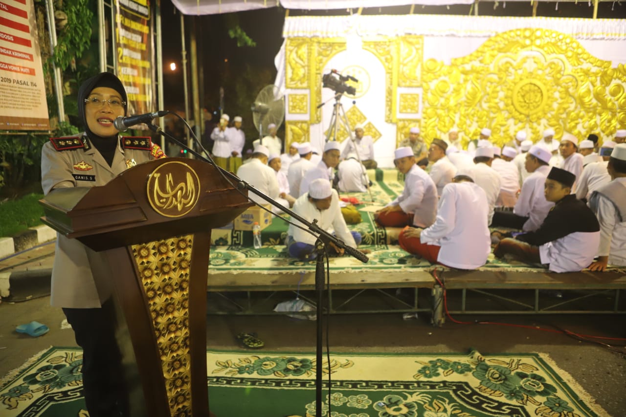 Jalin Sinergitas Bersama Bonek Surabaya Utara, Polres Tanjung Perak Gelar Dzikir Akbar