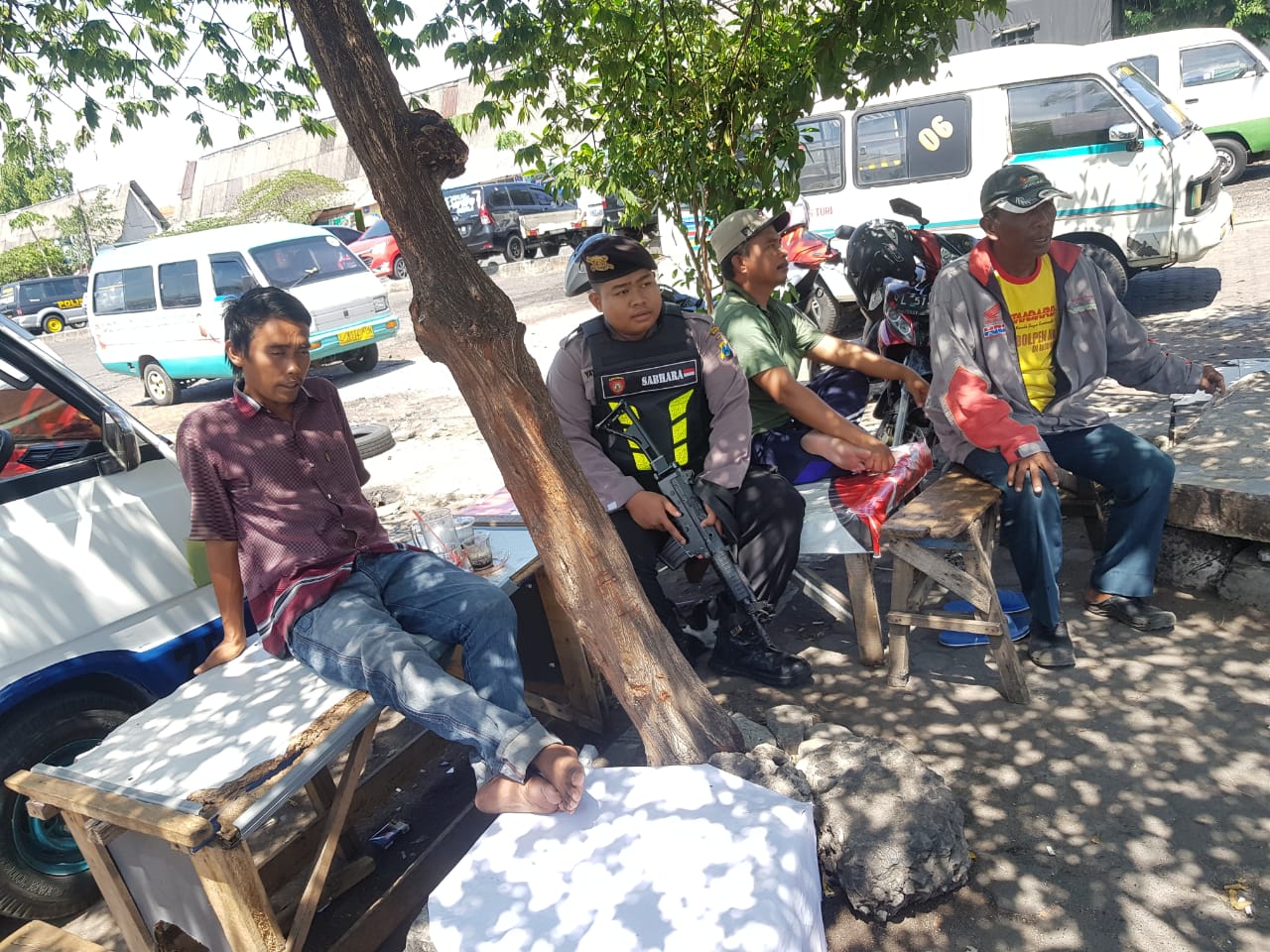 Satsabhara Polres Tanjung Perak Gelar Patroli Rutin, Beri Jaminan Rasa Aman Pada Masyarakat