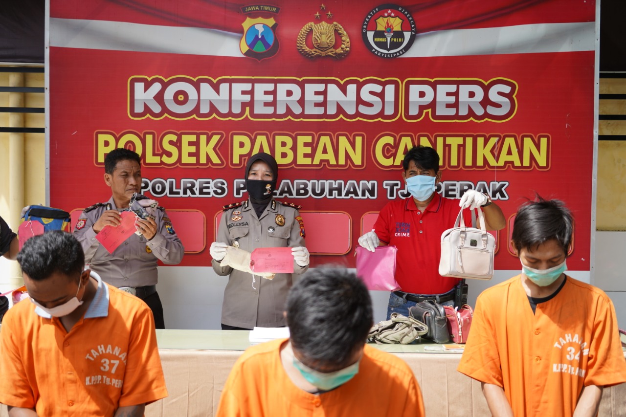 Asyik Pesta Sabu, 5 Pelaku Jambret Digrebek Polsek Pabean Cantikan