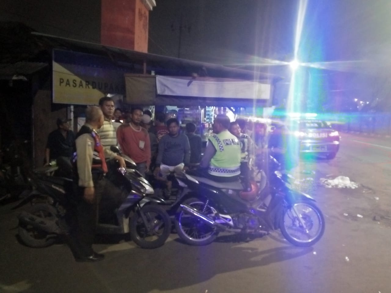 Polsek Asemrowo Laksanakan Patroli Malam, Cegah Tindak Kriminalitas 3C