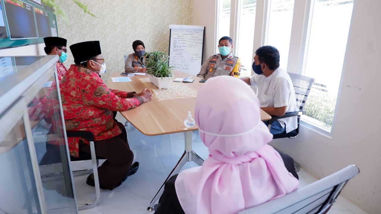 Kapolres Tanjung Perak Gelar Rakor Bersama Tomas, Bahas Program Kampung Tangguh