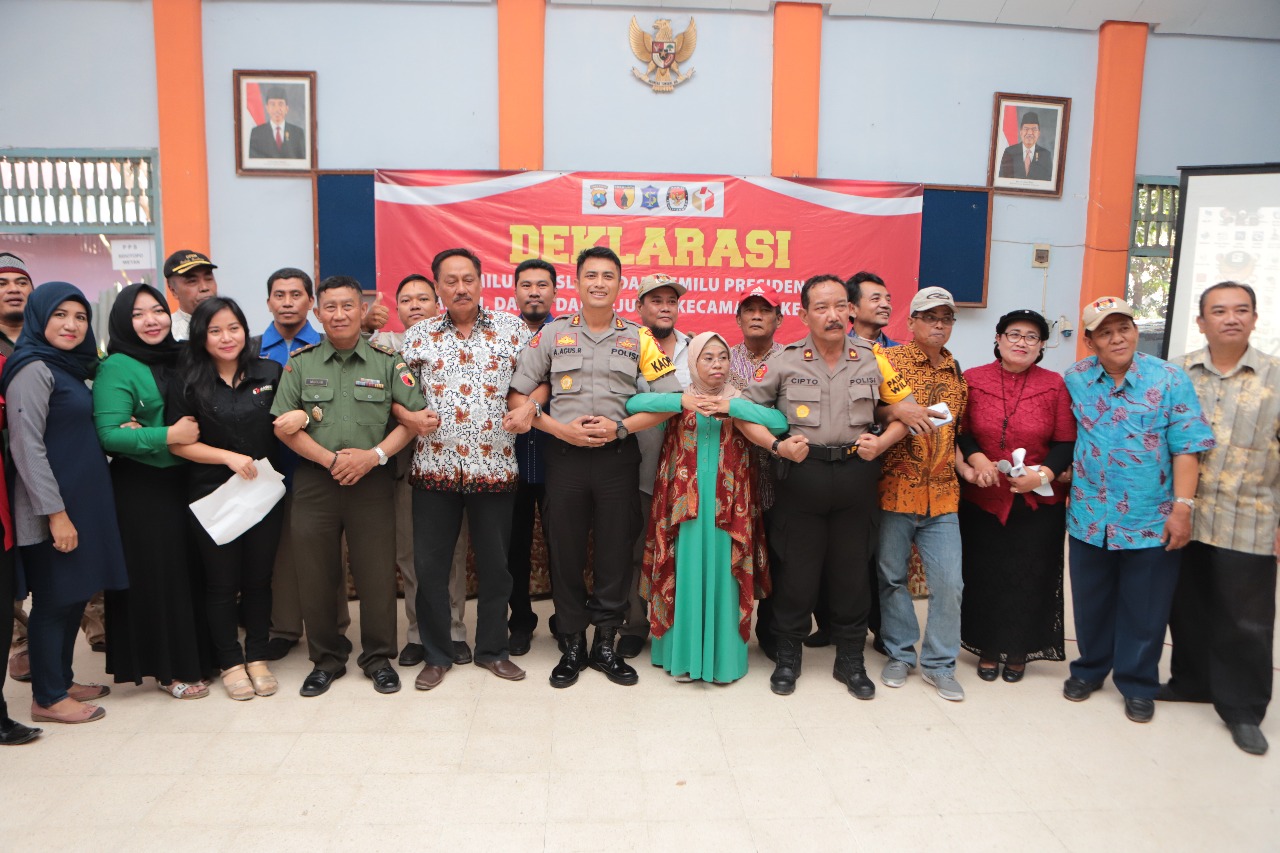 Kapolres Tanjung Perak Pimpin Deklarasi Pemilu Damai di Kecamatan Kenjeran