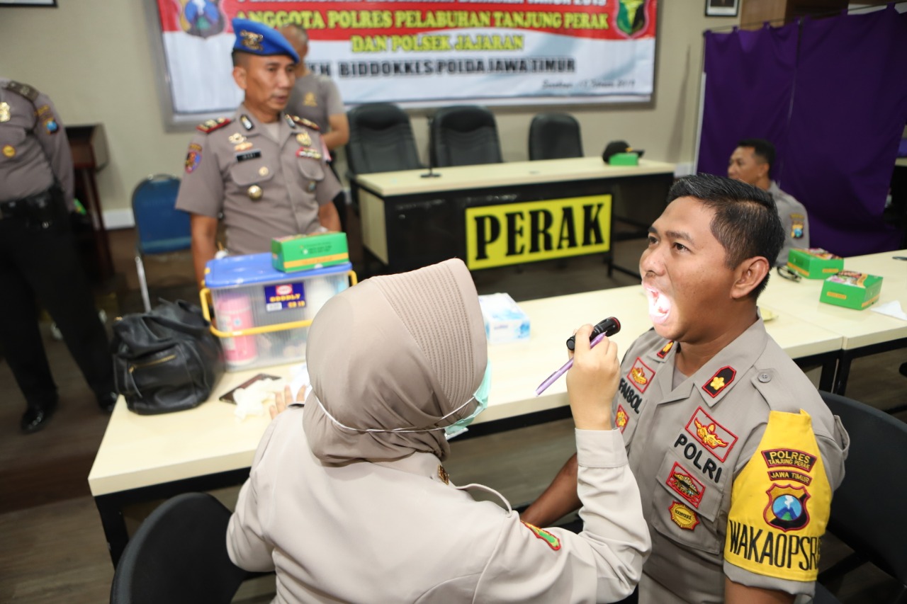 Deteksi Dini Penyakit, Polres Tanjung Perak Gelar Pemeriksaan Kesehatan Berkala
