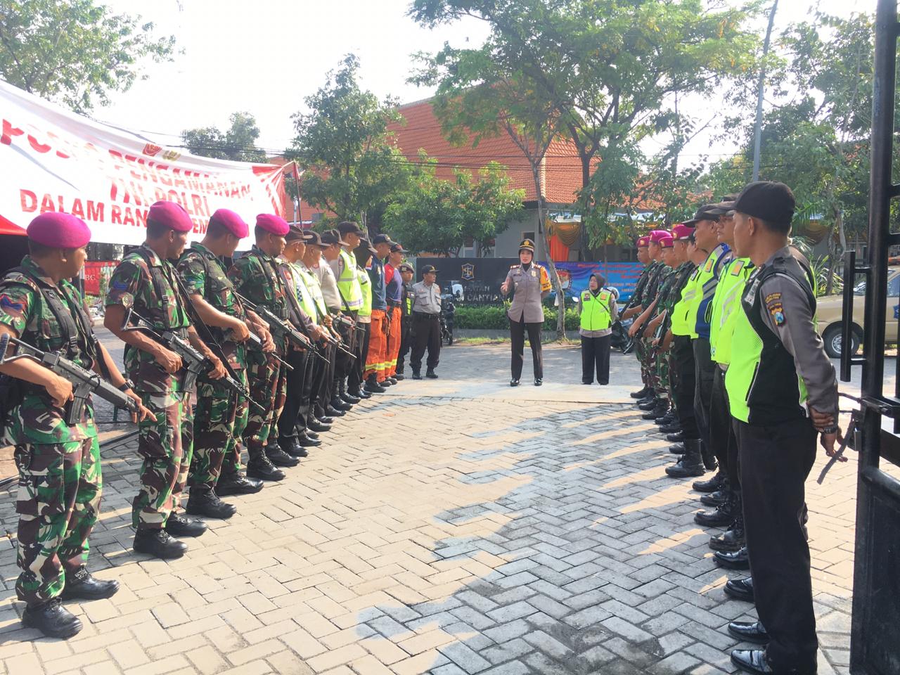 Kapolsek Pabean Cantikan Pantau Langsung Pengamanan PPK