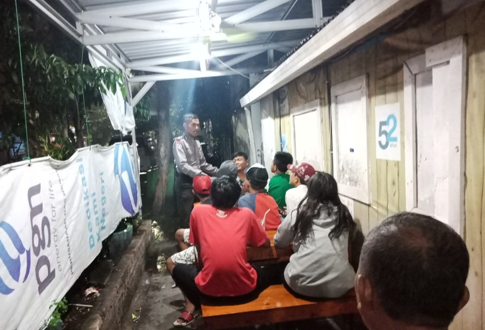 Babinkamtibmas Dupak Sampaikan Pesan Jauhi Narkoba ke Para Remaja