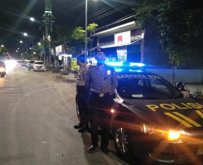 Polsek Krembangan Gelar Patroli Malam, Antisipasi Kriminalitas Jalanan