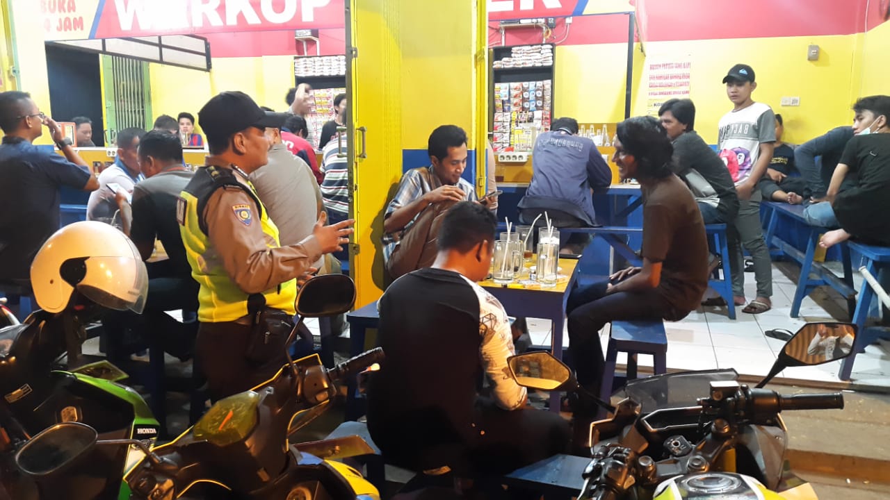Himbauan Kamtibmas ke Pengunjung Warung Kopi