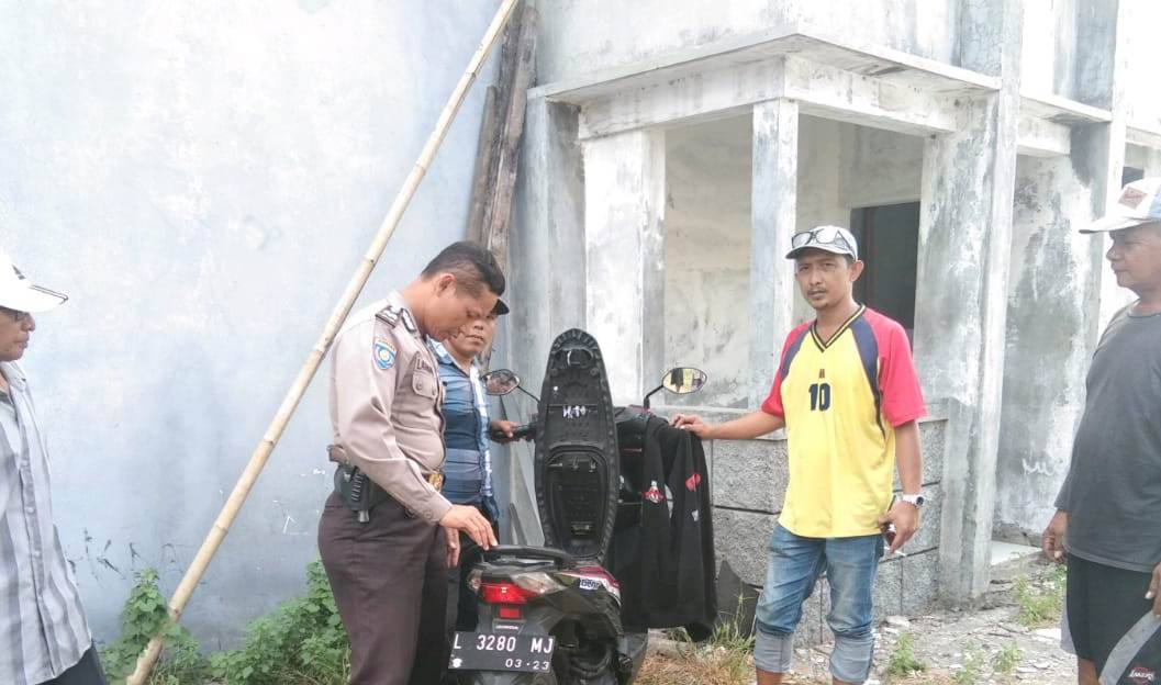 Diduga Hasil Curian, Motor Ditinggal Kabur Pengendara Usai Menabrak Warga