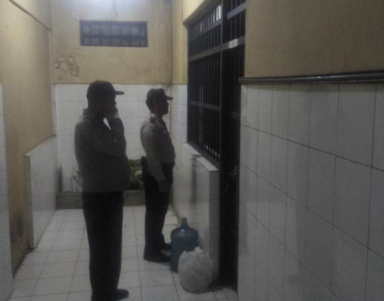 Polsek Kenjeran Lakukan Pengecekan Tahanan Usai Pergantian Personil Penjagaan
