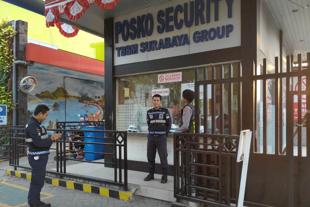 Satsabhara Polres Tanjung Perak Gelar Patroli Obyek Vital Depo Pertamina