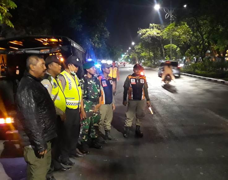 Polsek Krembangan Gelar Patroli Gabungan Bersama Satpol PP & Koramil