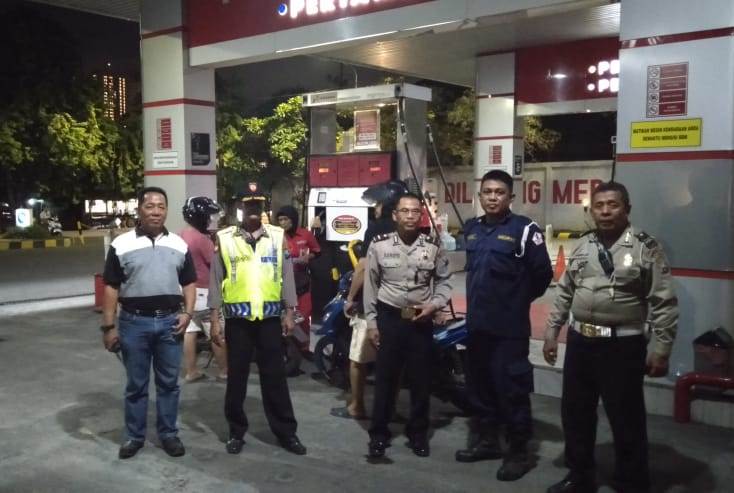 Polsek Asemrowo Patroli SPBU Dupak Rukun, Antisipasi Aksi 3C