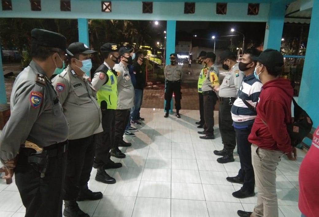 Maksimalkan Pengamanan PPK, Polsek Semampir Rutin Lakukan Pergantian Personil