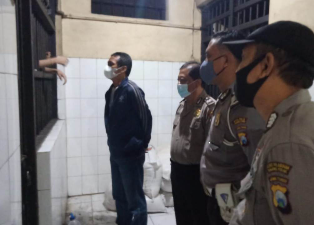 Cegah Tahanan Kabur, Polsek Kenjeran Rutin Lakukan Pengecekan Pagi & Malam