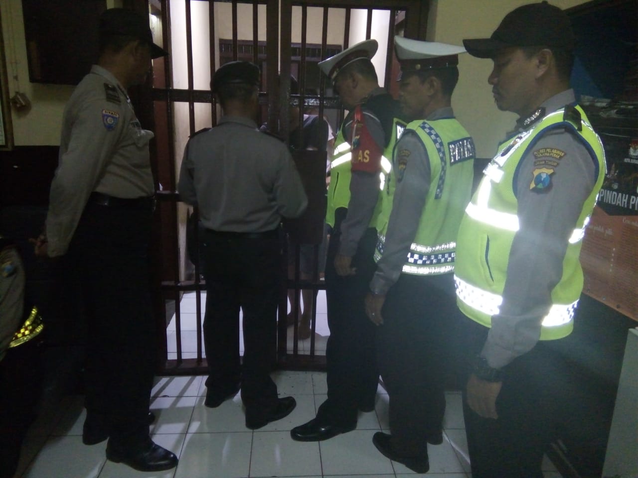 Polsek Pabean Cantikan Laksanakan Pengecekan Rutin Tahanan
