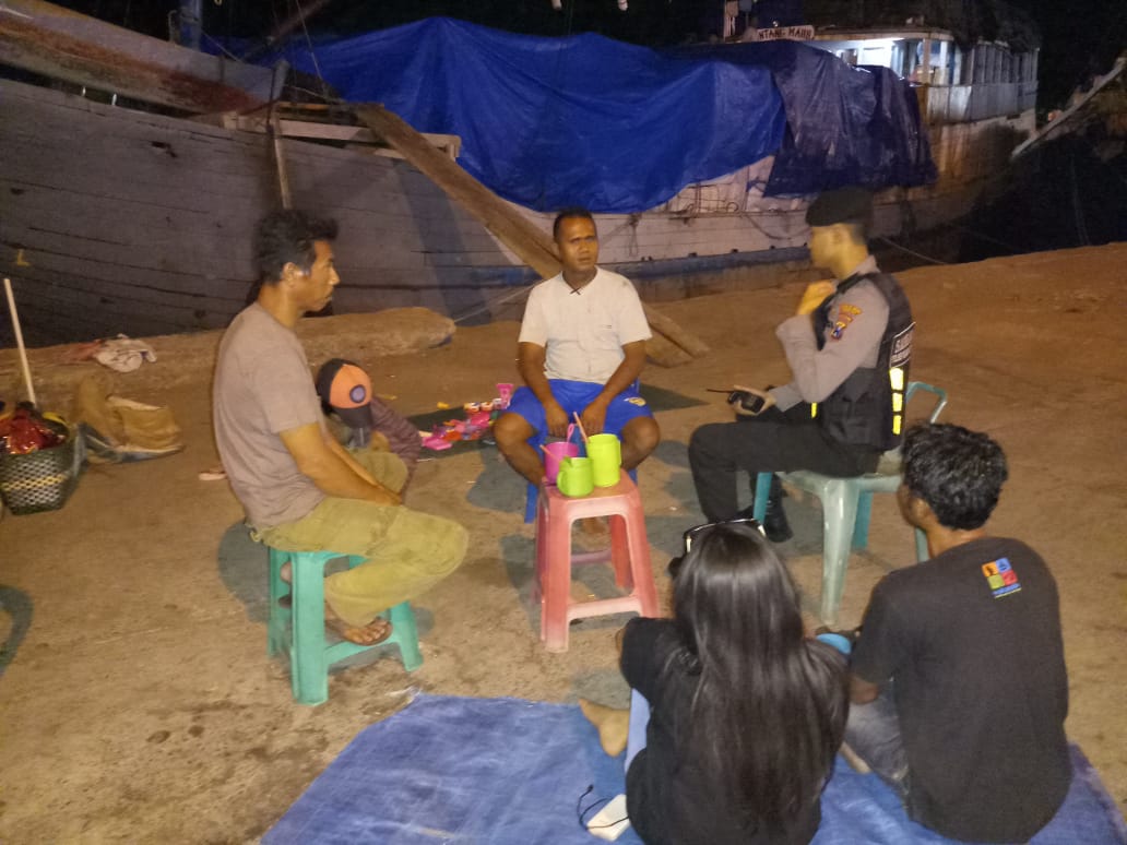 Lakukan Harkamtibmas, Satsabhara Polres Tanjung Perak Sambang Pergudangan