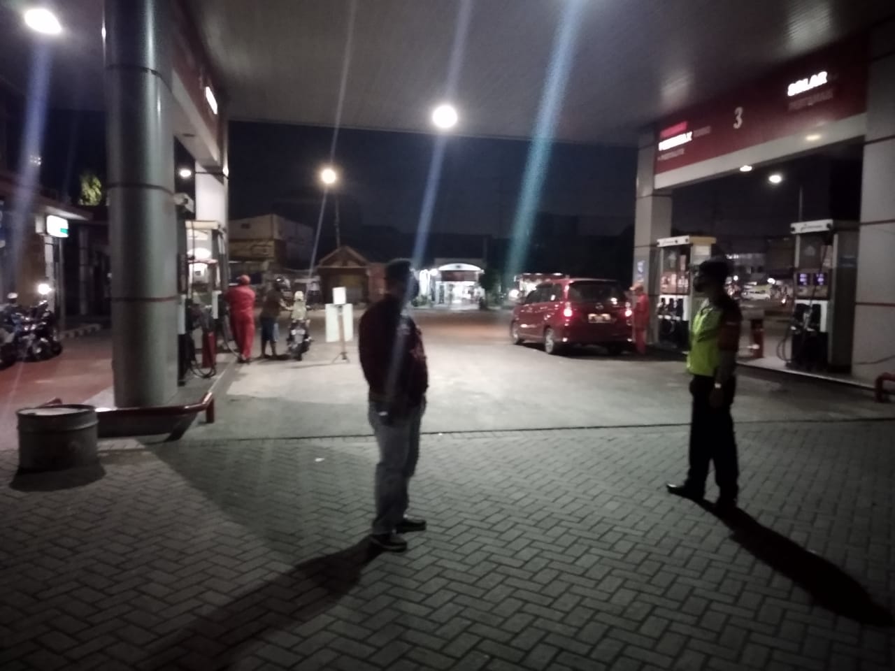 Polsek Pabean Cantikan Lakukan Patroli Malam di SPBU