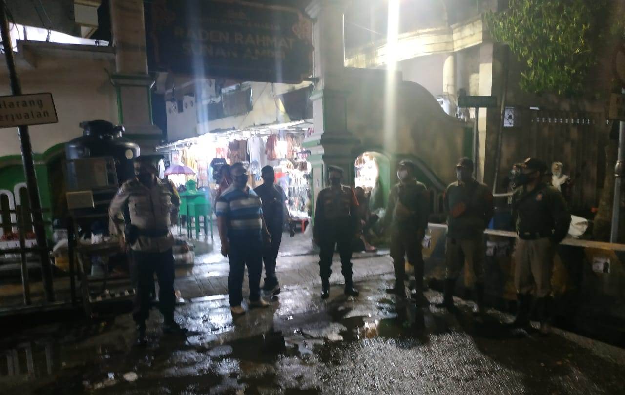 Polsek Semampir Lakukan Pengamanan di Wisata Religi Ampel