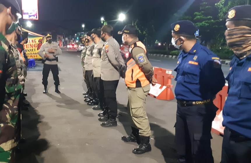 Polsek Pabean Cantikan Lakukan Pergantian Personil Piket Pospam Jalan Bunguran