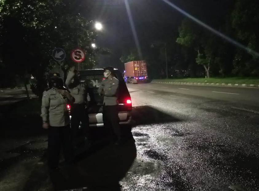 Polsek Asemrowo Gelar Patroli Mobile, Pantau Keamanan Wilayah