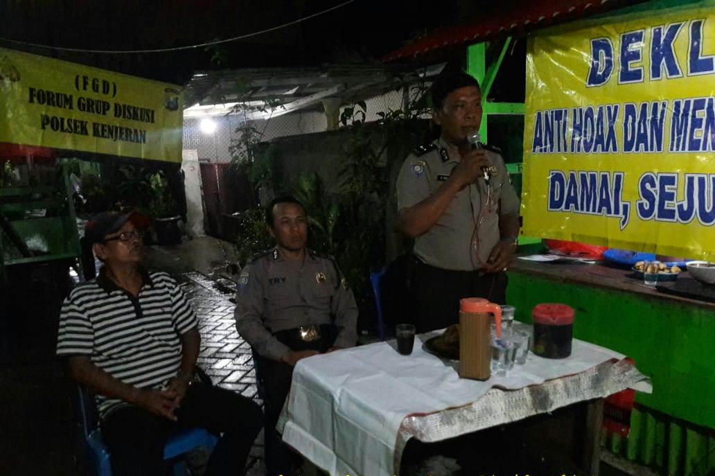 Polsek Kenjeran Gelar Cangkrukan Bersama Warga Sidotopo Wetan