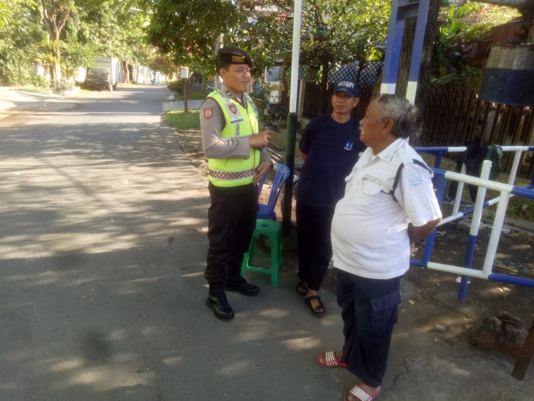 Satsabhara Polres Tanjung Perak Patroli Pemukiman, Cegah Tindak Kriminalitas 3 C