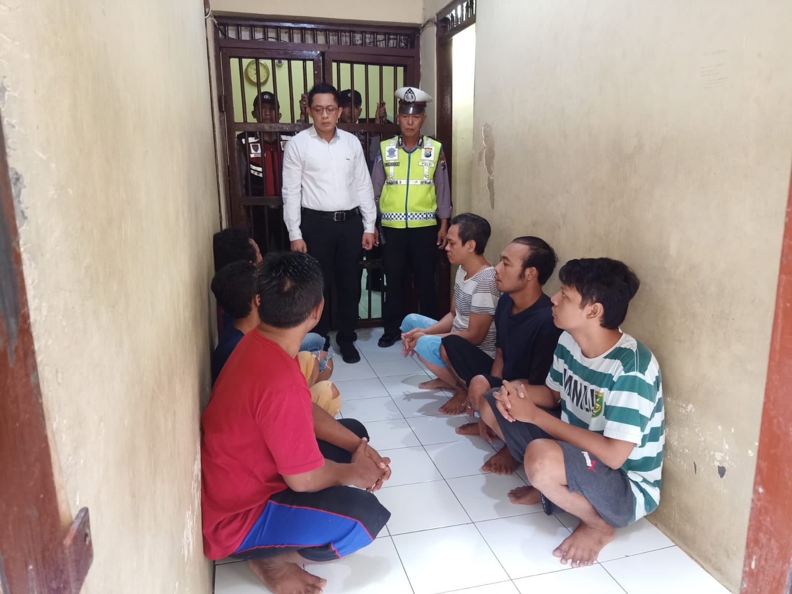 Polsek Pabean Cantikan Lakukan Pengecekan Rutin, Antisipasi Tahanan Sakit