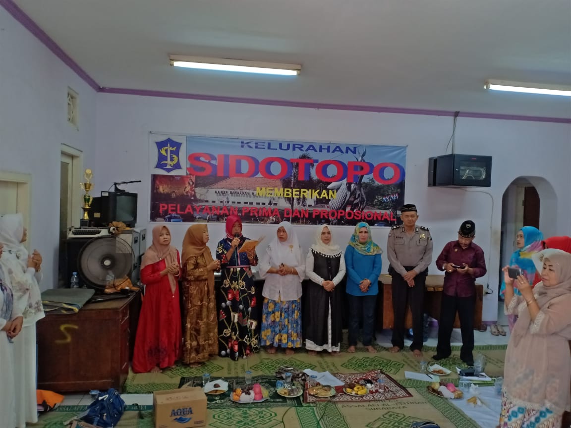Babinkamtibmas Sidotopo Titip Pesan Waspada Hoax di Acara Kader PKK