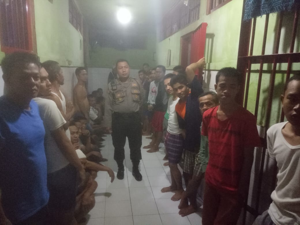Polres Tanjung Perak Rutin Periksa Kesehatan Tahanan