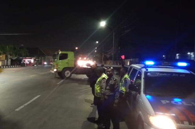 Polsek Asemrowo Antisipasi Kriminalitas Jalanan Lewat Patroli Mobile