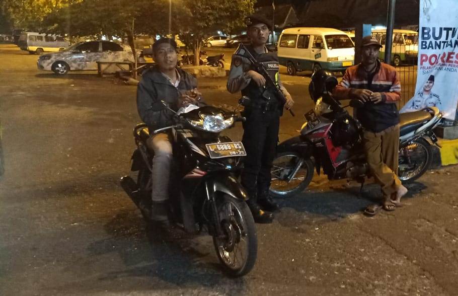 Satsabhara Polres Tanjung Perak Gelar Patroli Rutin di Terminal Ujung, Antisipasi Aksi 3C