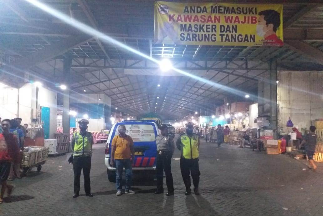 Ciptakan Rasa Aman, Polsek Asemrowo Gelar Patroli di Malam Hari