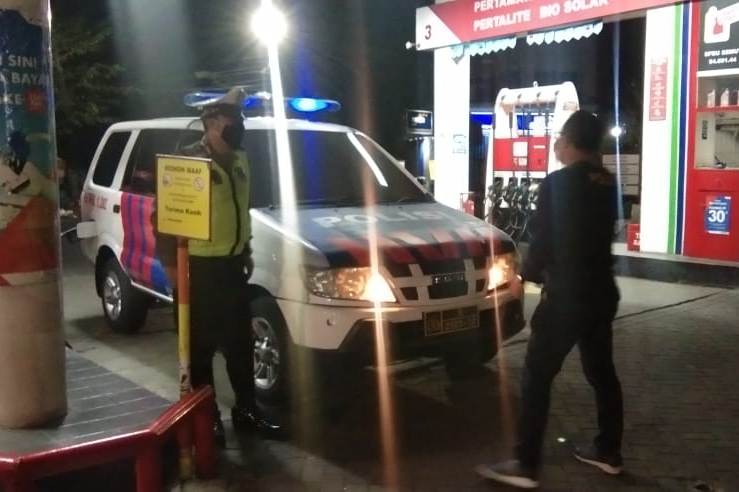 Polsek Pabean Cantikan Patroli Malam di SPBU, Antisipasi 3C