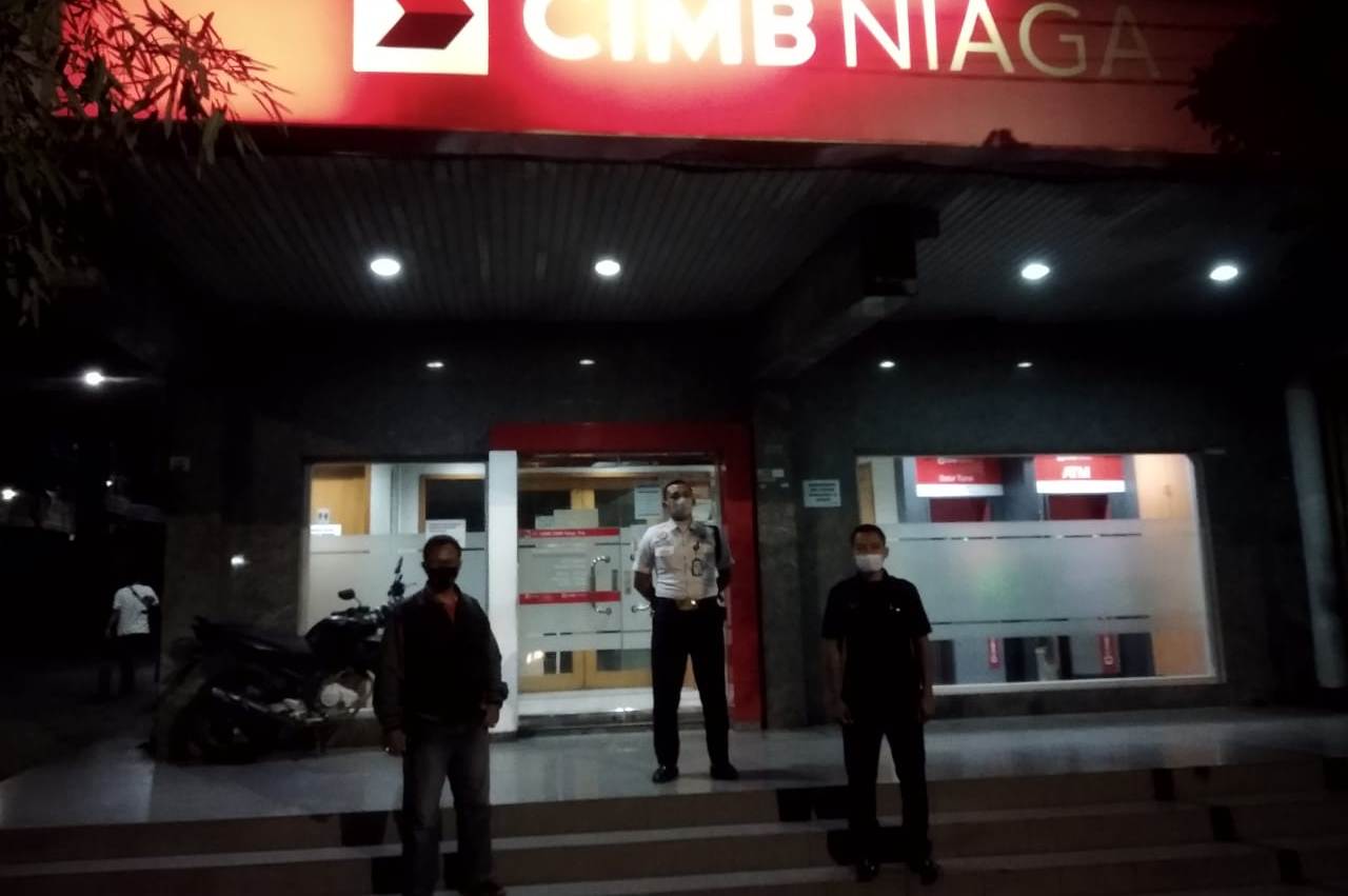 Polsek Pabean Cantikan Gelar Patroli Perbankan, Antisipasi Kerawanan di Malam Hari